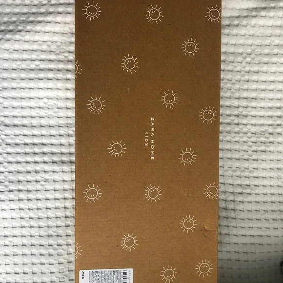 Zara Glow in a Dark Decor - Picture 5 of 5